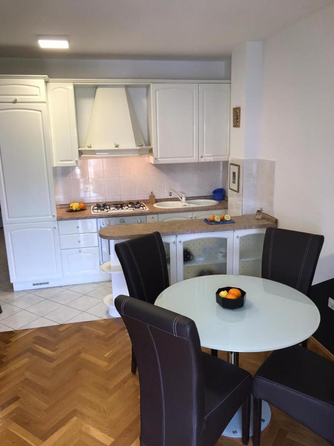 Apartman Jumic มาลินสกา ภายนอก รูปภาพ